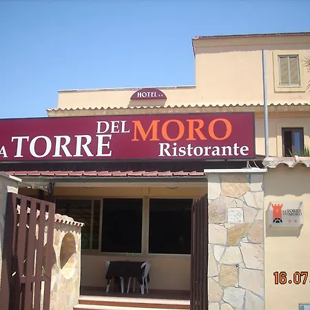 호텔 La Torre Del Moro 2*